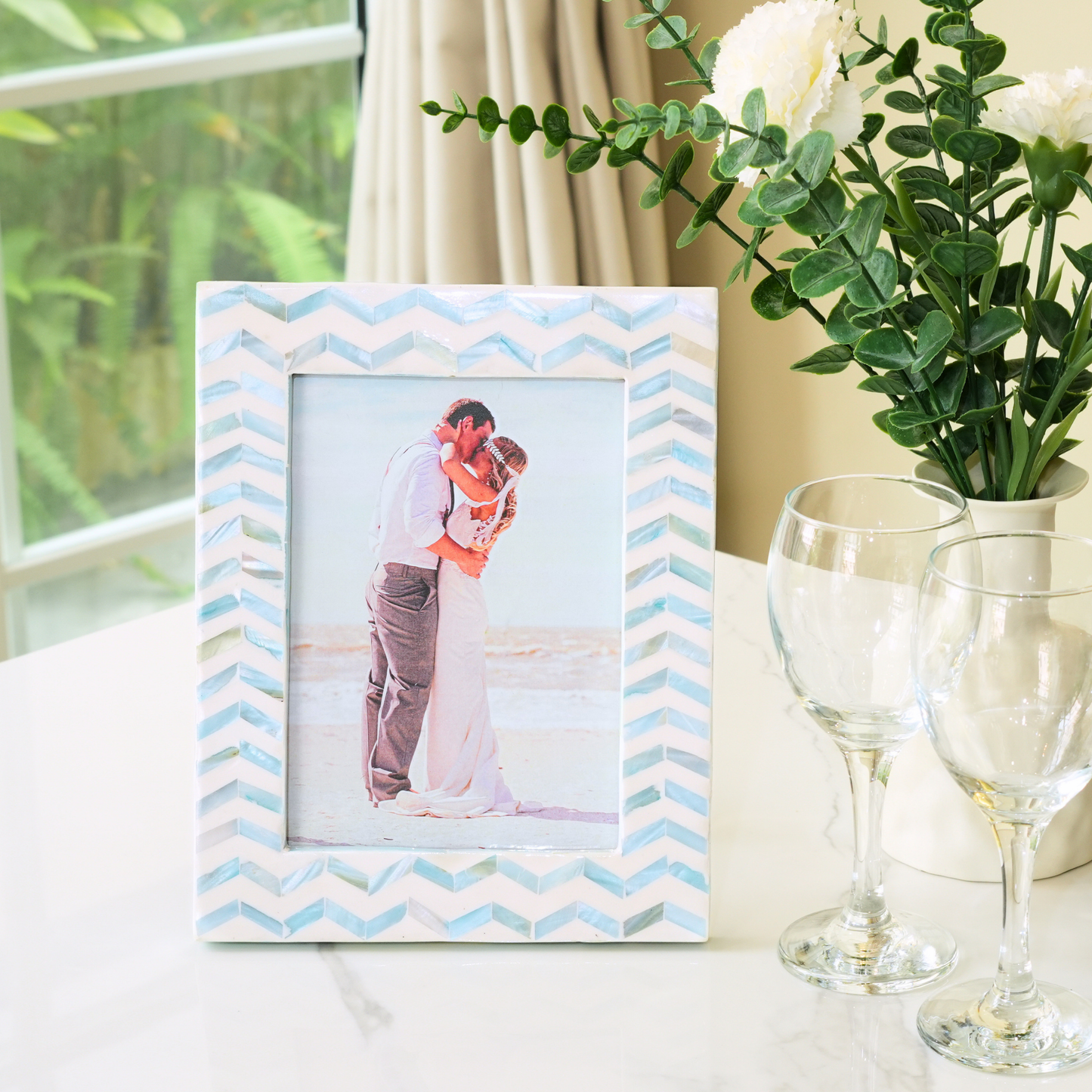 Mother of Pearl Inlay Picture Frame - Chevron