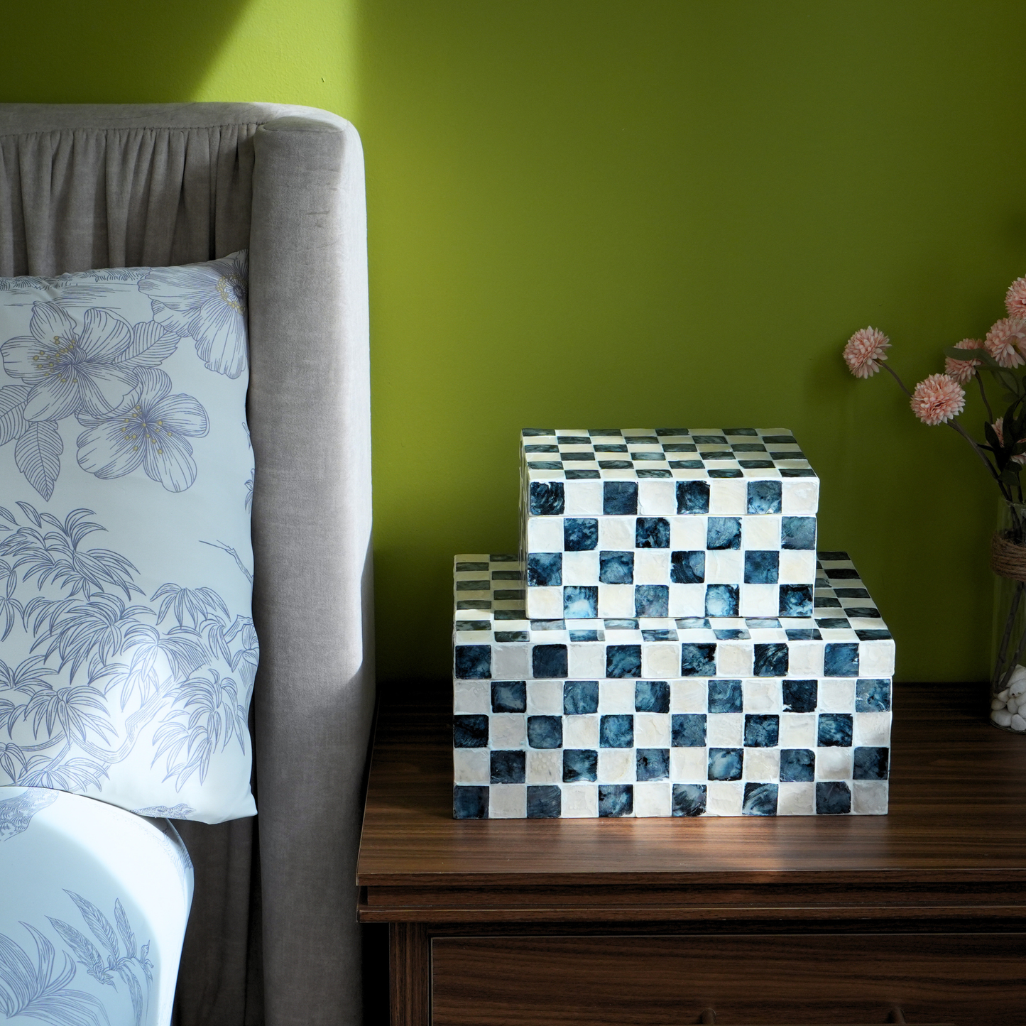 Set of 2 Checkered Capiz Decorative Boxes, Navy Blue