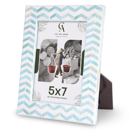 Picture Frame (Chevron)