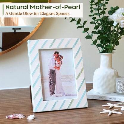 Picture Frame (Diagonal Stripes)